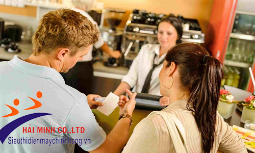 Hóa đơn in ra bị mờ khiến khách hàng không hài lòng